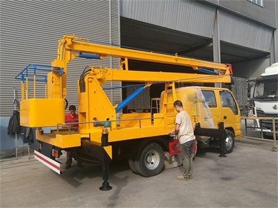 國(guó)五高空作業(yè)車價(jià)格解析與市場(chǎng)選購(gòu)指南