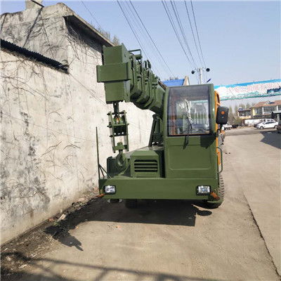 江西定做8噸6噸變形金剛自制吊現(xiàn)貨供應(yīng) 來(lái)電咨詢 濟(jì)寧久征工程機(jī)械供應(yīng)